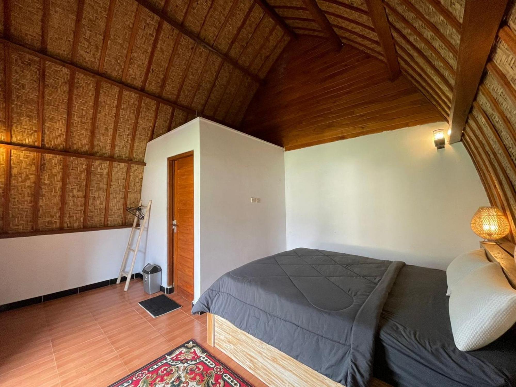Volcano Cabins Kubupenlokan Екстер'єр фото